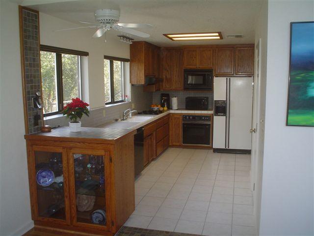 15399 Blackbart Road Shasta, CA 96087 - Photo 7 of 10 Kitchen