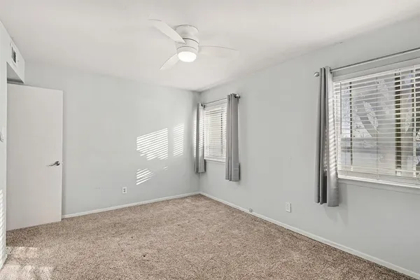 $184,900 | 108 Harbor Drive, Unit 204, Runaway Bay, TX 76426