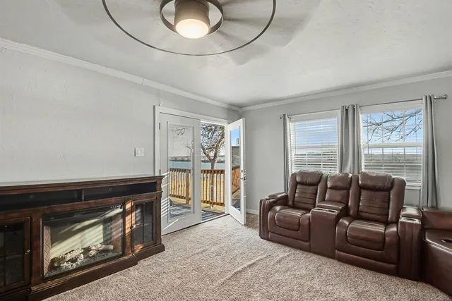 $190,000 | 108 Harbor Drive, Unit 204, Runaway Bay, TX 76426