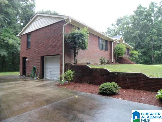 77 Grace Drive Oneonta, AL 35121 - Photo 2 of 21