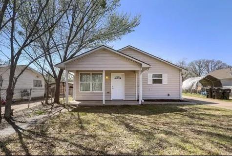 801 North 8th Avenue Denison, TX 75021 - Photo 1 of 9