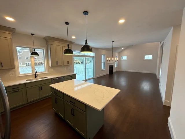 $1,029,000 | 44 Titicut Street, Unit LOT 45, Bridgewater, MA 02324