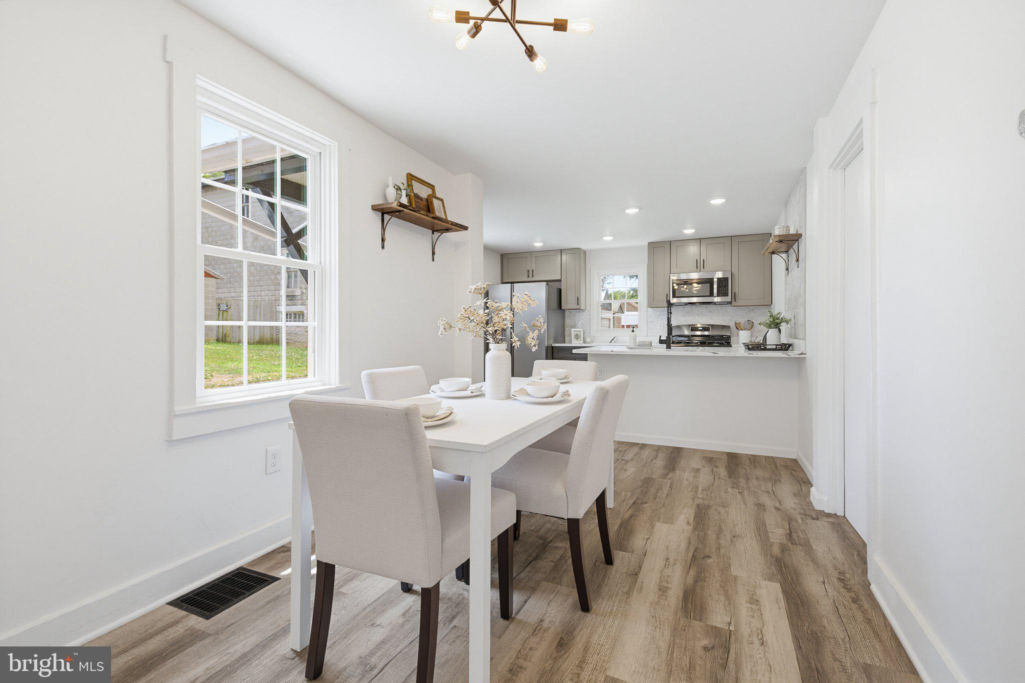 14 North Locust Street Lititz, PA 17543 - Photo 8 of 34 Dining Room