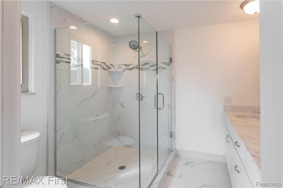 676 Canterbury Road Grosse Pointe, MI 48236 - Photo 26 of 34 A53I9796 (1).jpg