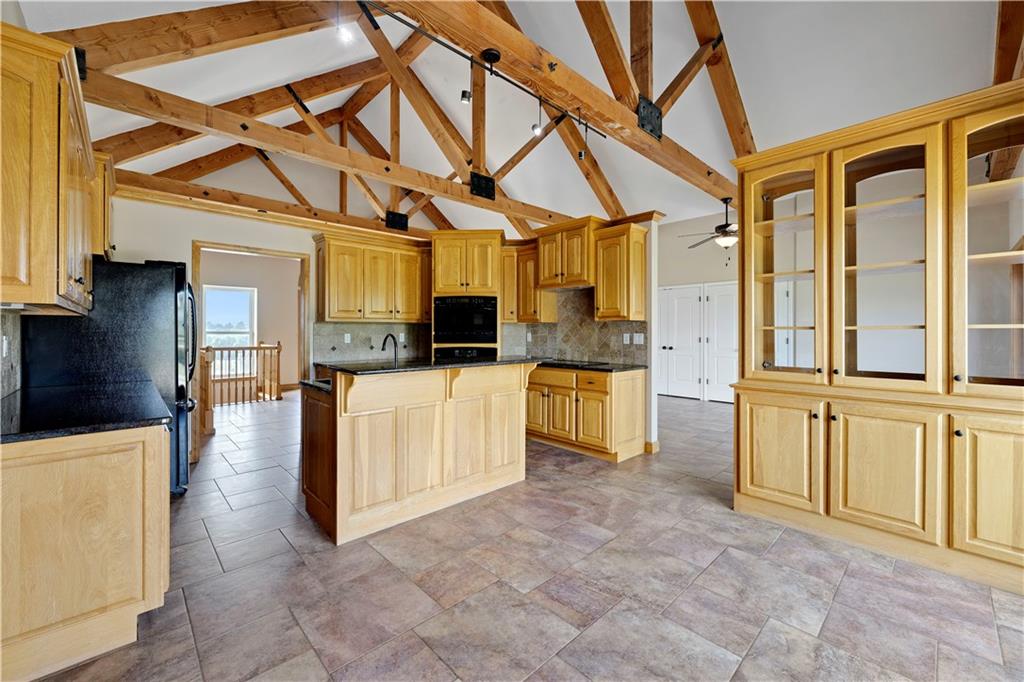 20660 Mission Road Stilwell, KS 66085 - Photo 22 of 67 Gallery Image 22