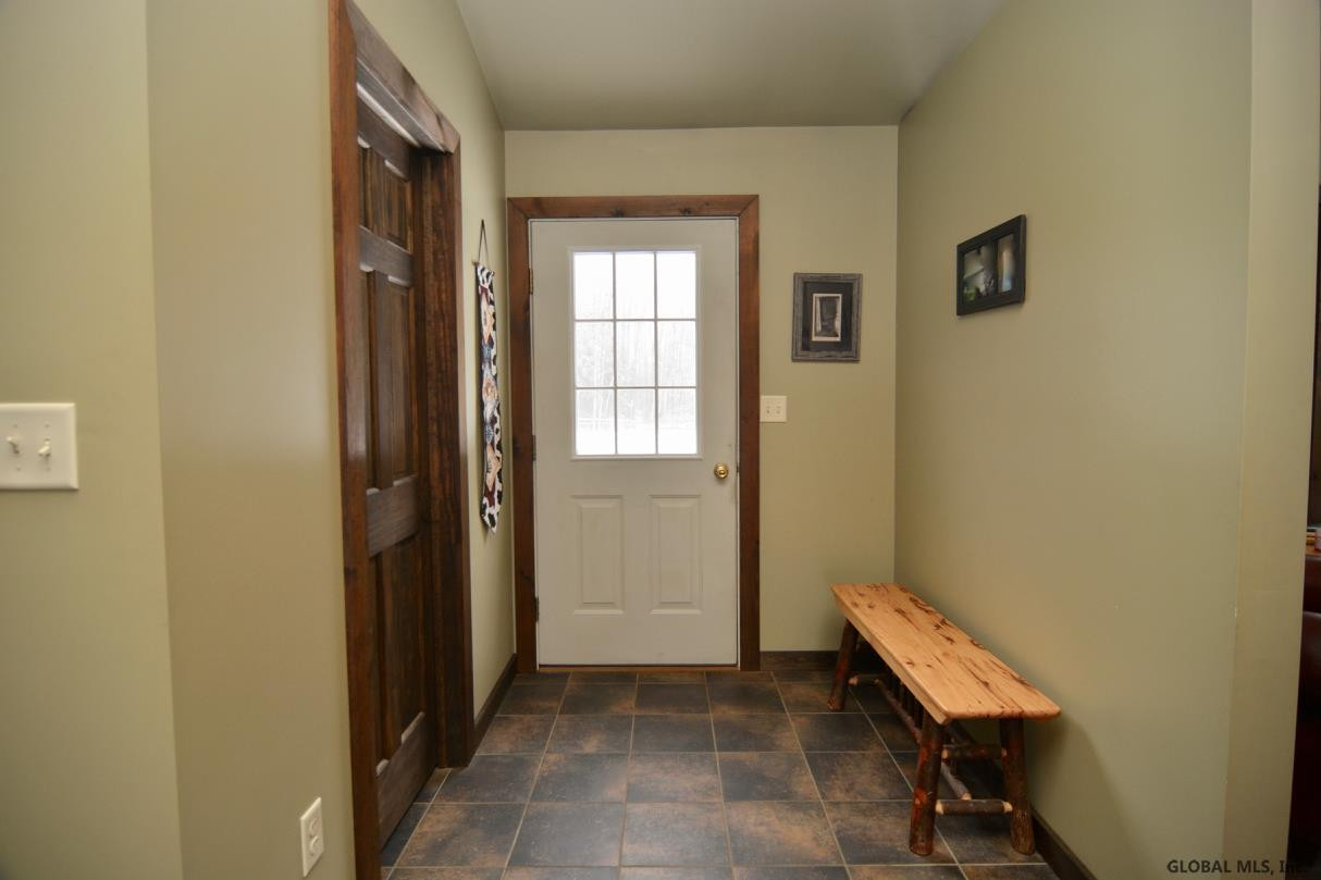 326 Midline Road Amsterdam, NY 12010 - Photo 16 of 53 Photo 16