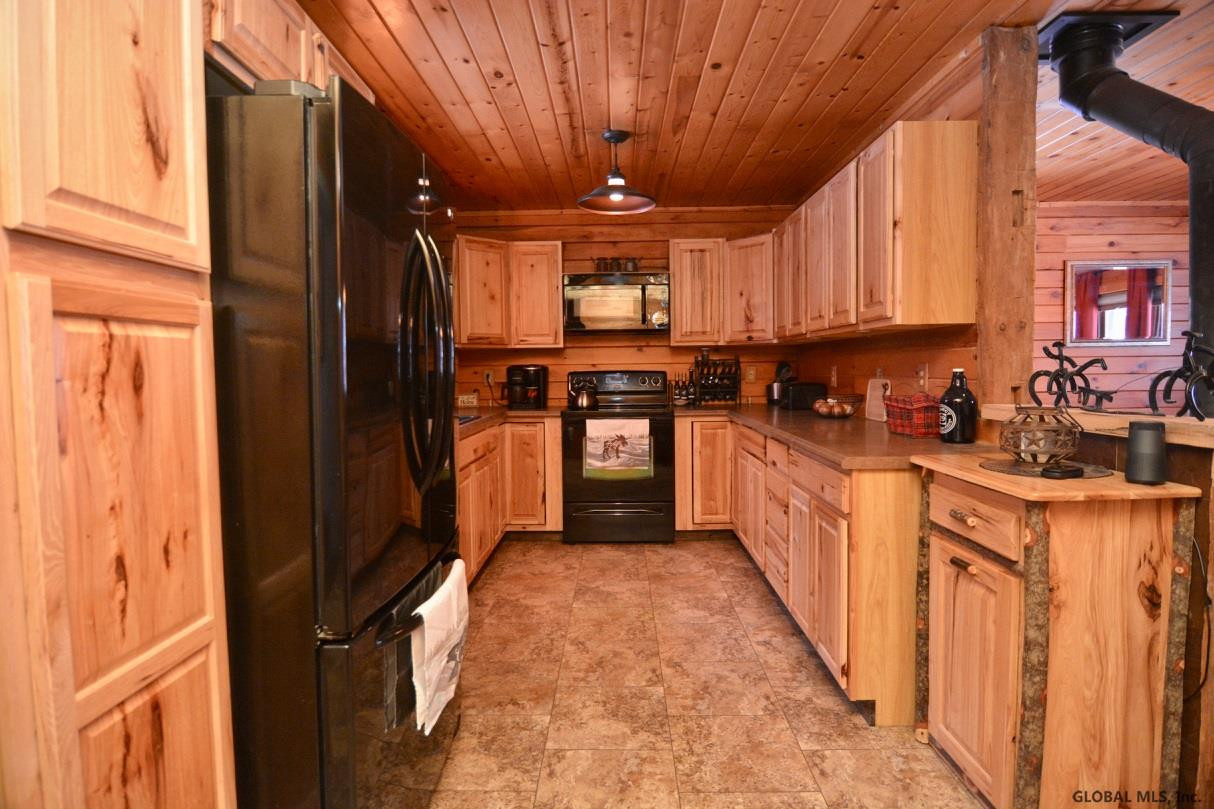 326 Midline Road Amsterdam, NY 12010 - Photo 22 of 53 Photo 22