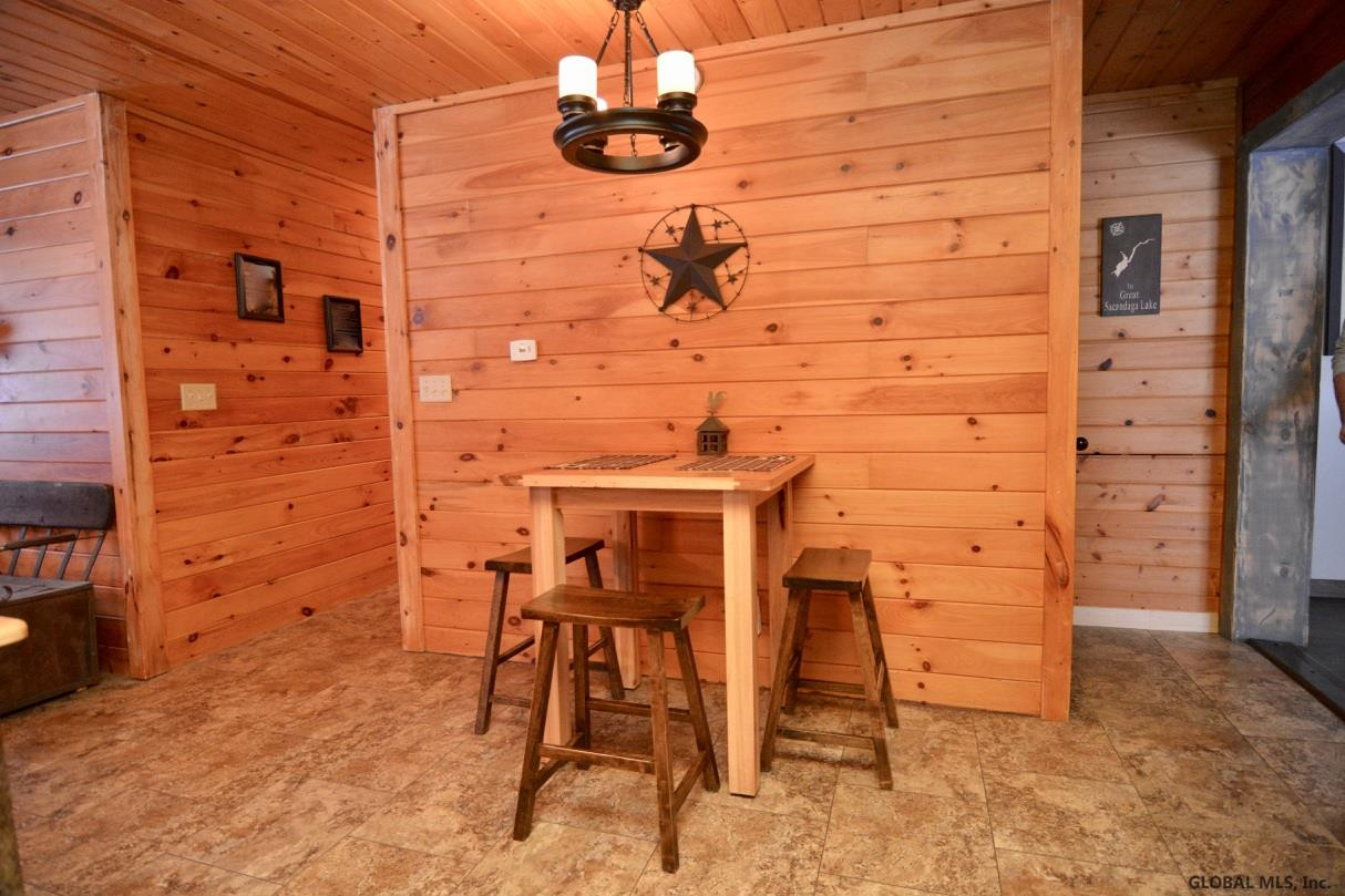 326 Midline Road Amsterdam, NY 12010 - Photo 25 of 53 Photo 25