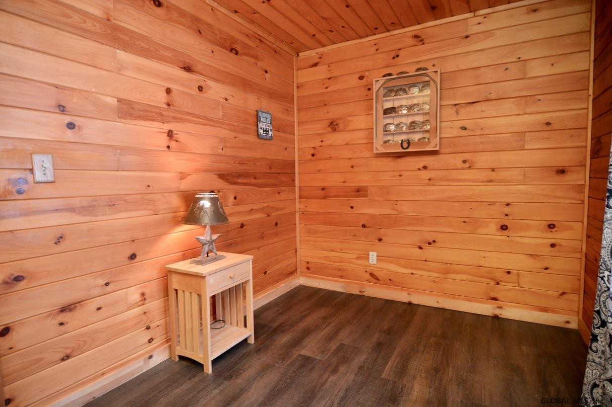 326 Midline Road Amsterdam, NY 12010 - Photo 34 of 53 Photo 34