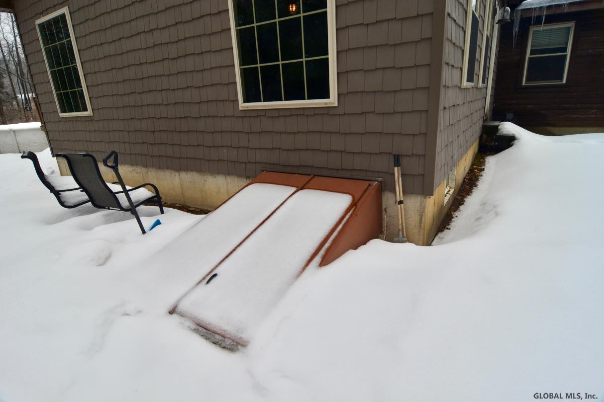 326 Midline Road Amsterdam, NY 12010 - Photo 50 of 53 Photo 51