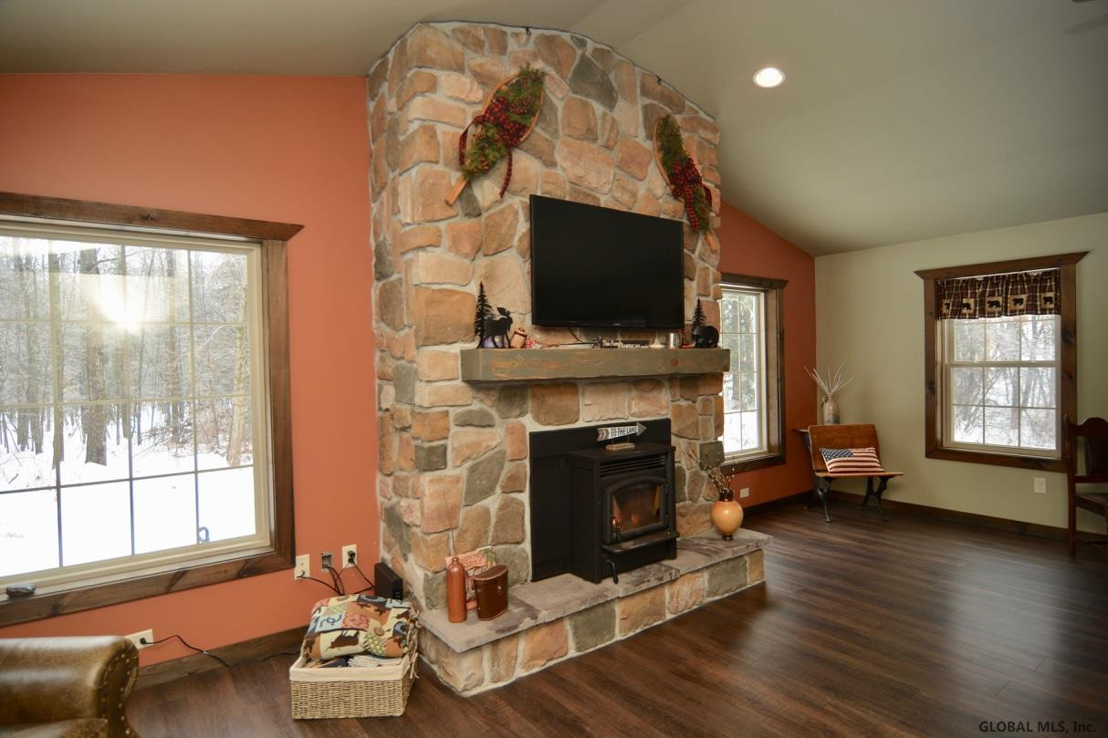 326 Midline Road Amsterdam, NY 12010 - Photo 10 of 53 Photo 10