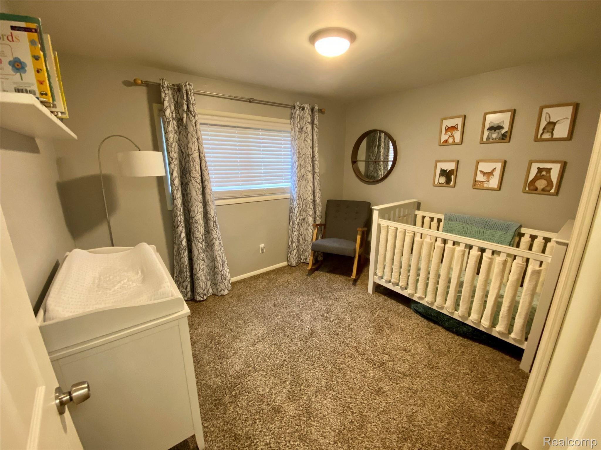 1919 Ansal Drive Rochester, MI 48309 - Photo 25 of 36 IMG_3527.jpeg