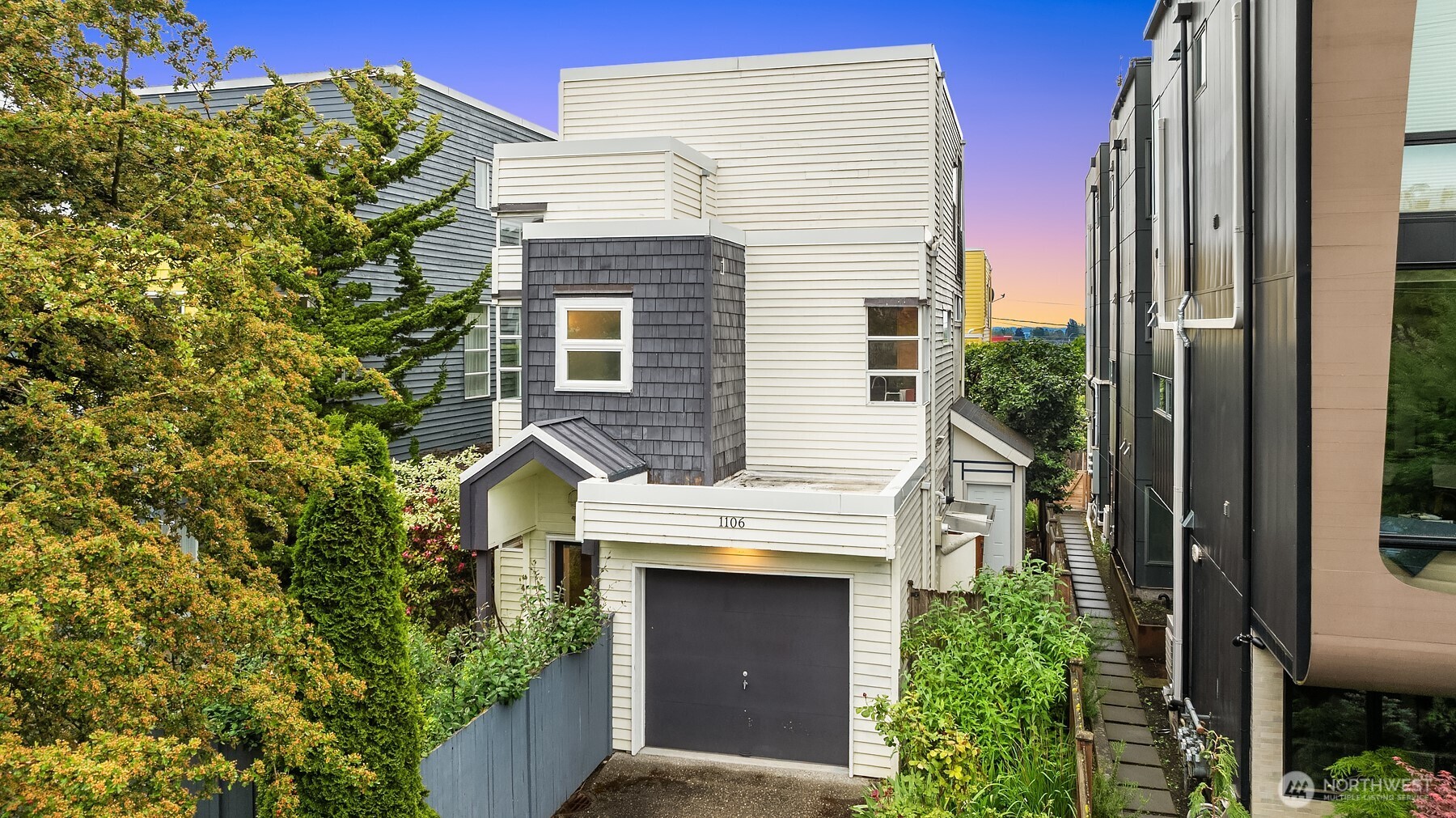 1106 18th Avenue Seattle, WA 98122 - Photo 1 of 28