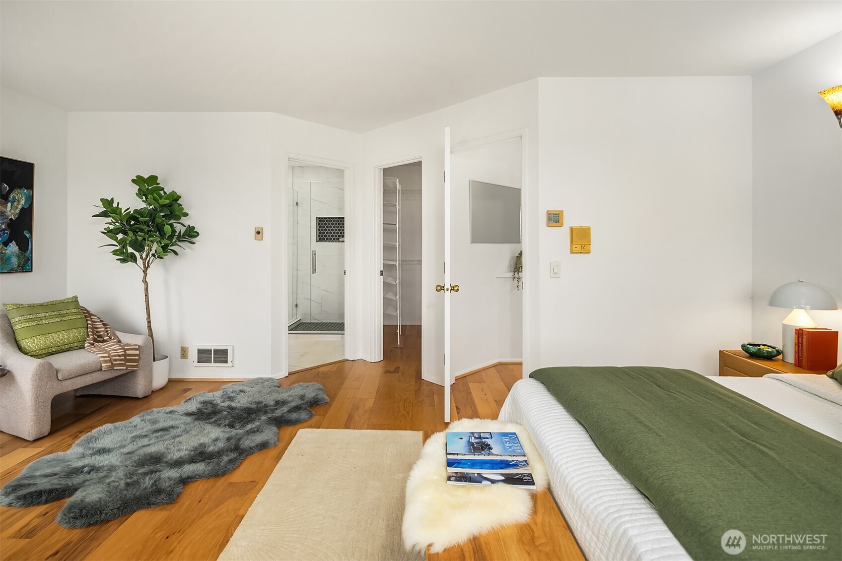1106 18th Avenue Seattle, WA 98122 - Photo 15 of 28