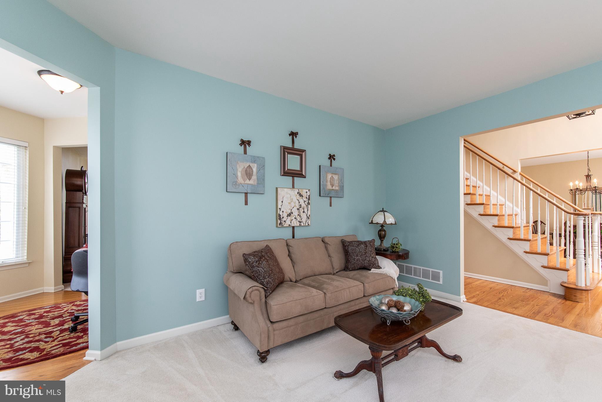 27 South View Road Rising Sun, MD 21911 - Photo 4 of 30 Living Room