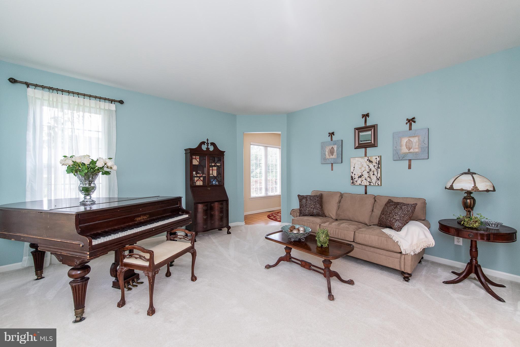 27 South View Road Rising Sun, MD 21911 - Photo 5 of 30 Living Room