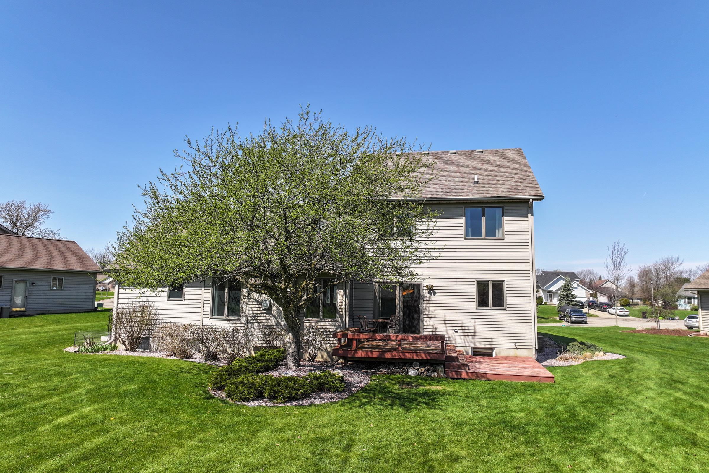 2473 Pebble Ridge Davison, MI 48423 - Photo 4 of 40 50172383-29d5e0ca-04f4-4698-8d05-282bc183d4e7.JPG