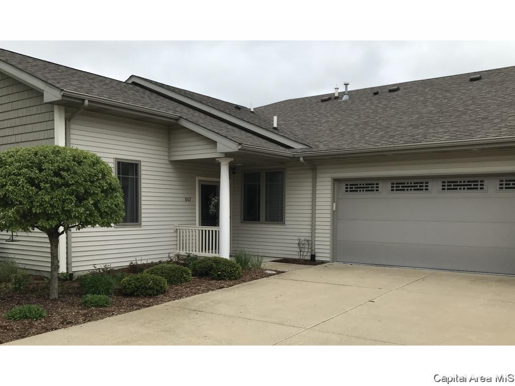 807 Colorado Court Springfield, IL 62711 - Photo 1 of 33