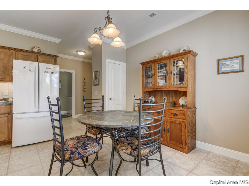 807 Colorado Court Springfield, IL 62711 - Photo 11 of 33