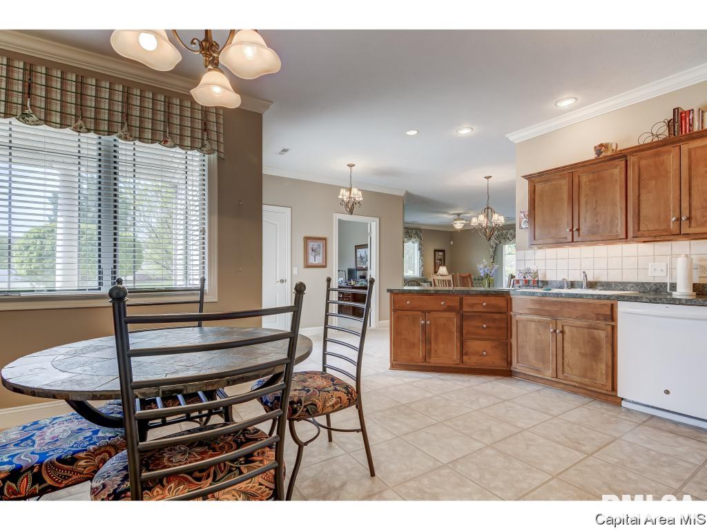 807 Colorado Court Springfield, IL 62711 - Photo 12 of 33