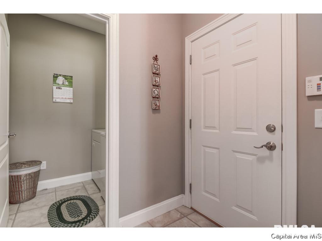 807 Colorado Court Springfield, IL 62711 - Photo 13 of 33