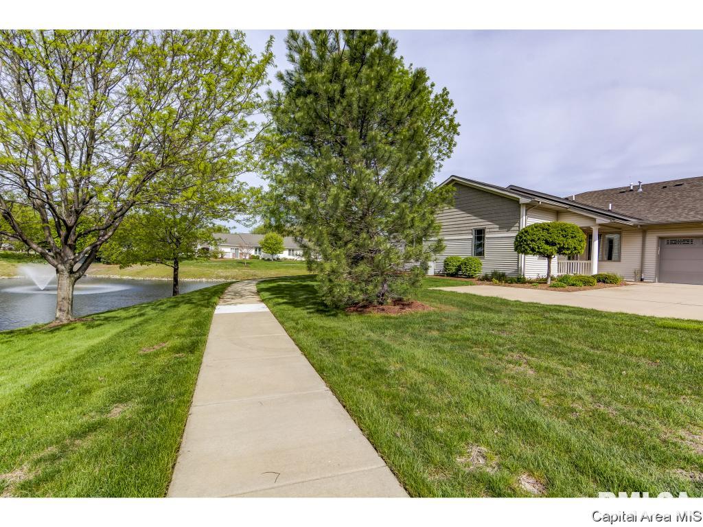 807 Colorado Court Springfield, IL 62711 - Photo 5 of 33