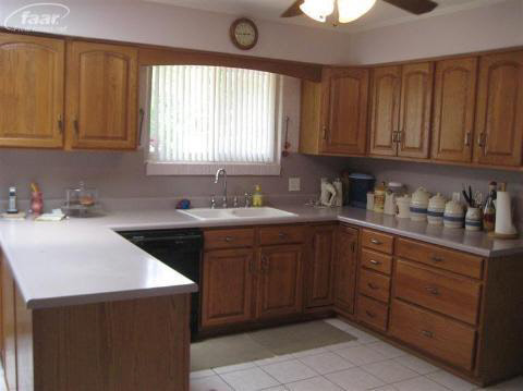 4450 North Jennings Road Flint, MI 48504 - Photo 5 of 13 20185858-4.JPG