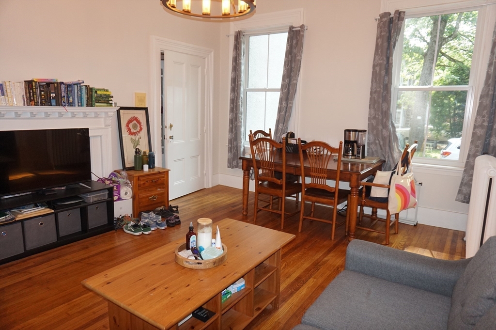 73 Elm Road, Unit 3 Newton, MA 02460 - Photo 3 of 12