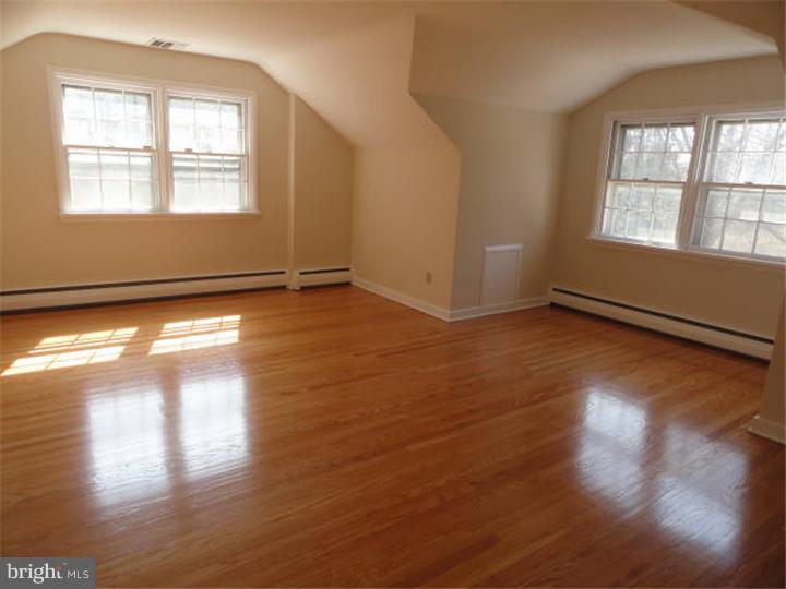 1124 Millbrook Road Berwyn, PA 19312 - Photo 13 of 17 Bedroom 4