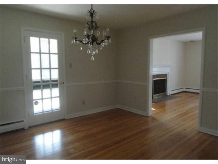 1124 Millbrook Road Berwyn, PA 19312 - Photo 4 of 17 Dining Room