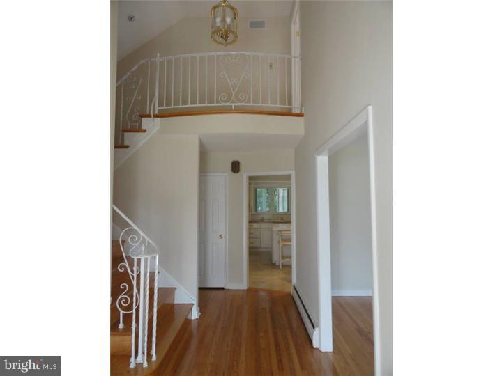 1124 Millbrook Road Berwyn, PA 19312 - Photo 8 of 17 Foyer