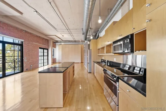 $799,000 | 3940 7th Avenue, Unit 206, San Diego, CA 92103