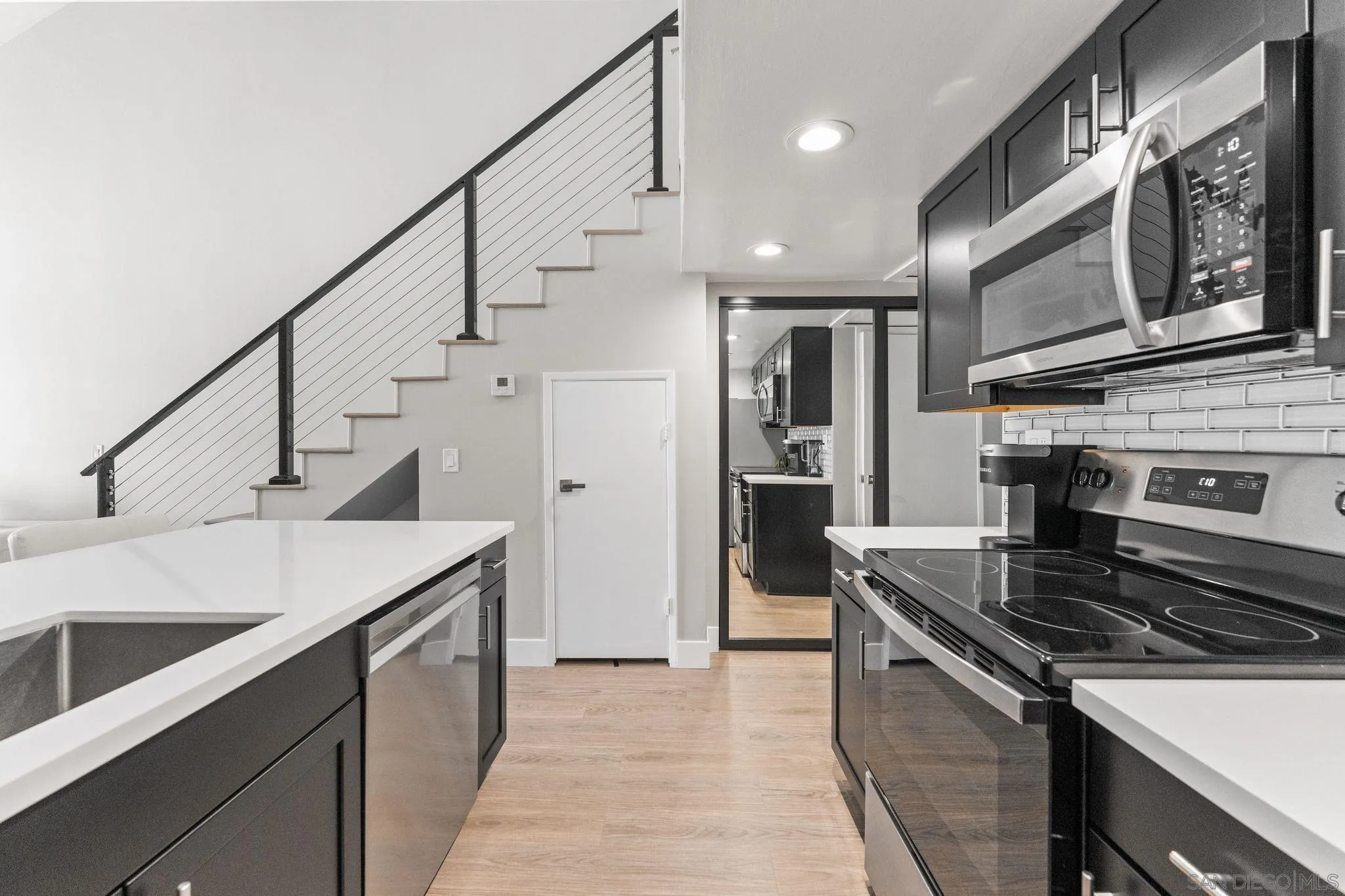 6191 Rancho Mission Road, Unit 306 San Diego, CA 92108 - Photo 8 of 38 Gallery Image 8