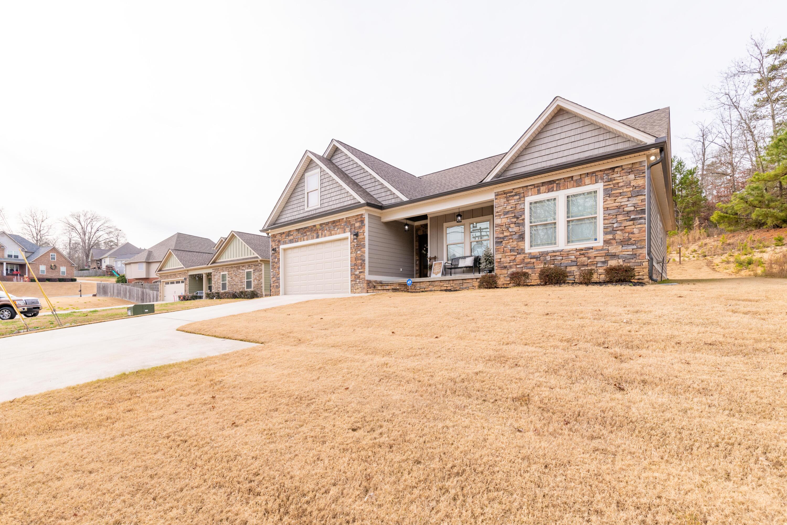 1272 Baggett Road Ringgold, GA 30736 - Photo 2 of 35 D85_6209