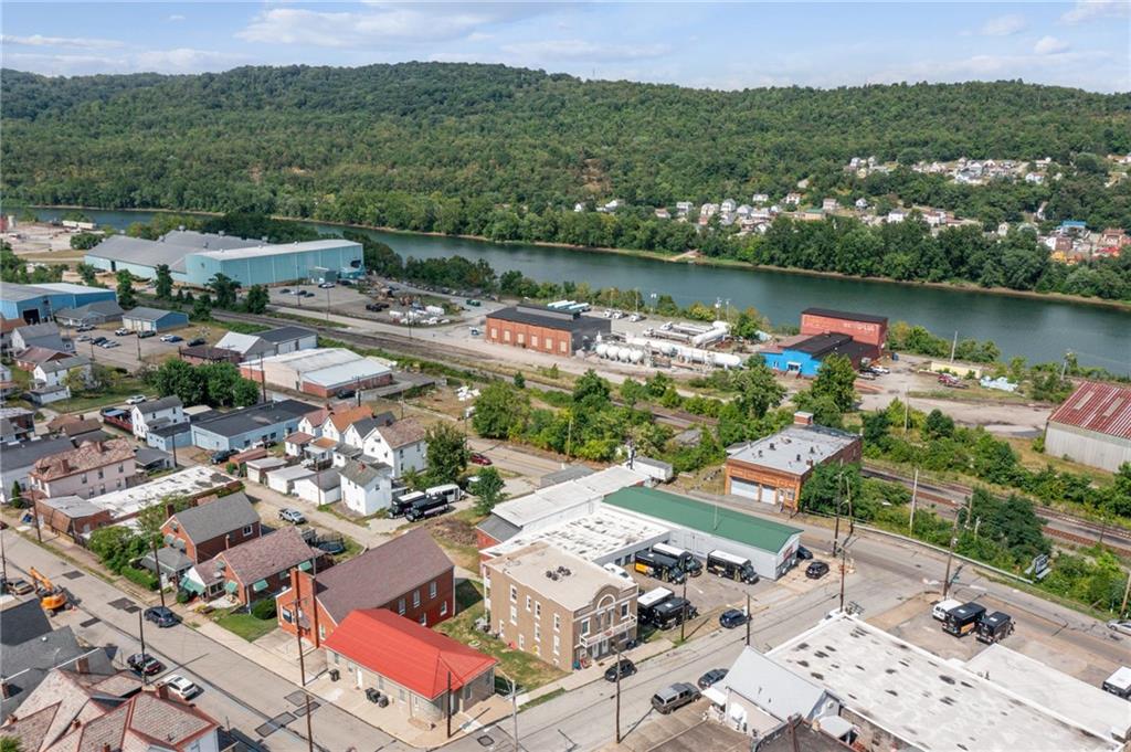 116 10th Street Donora, PA 15033 - Photo 4 of 28