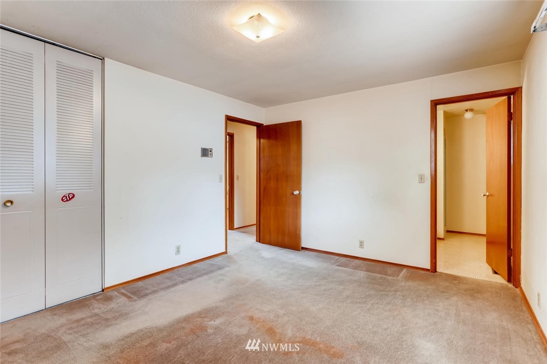 9071 Renton Avenue South Seattle, WA 98118 - Photo 15 of 32 Gallery Image 15