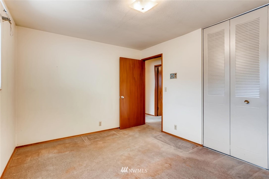 9071 Renton Avenue South Seattle, WA 98118 - Photo 20 of 32 Gallery Image 20