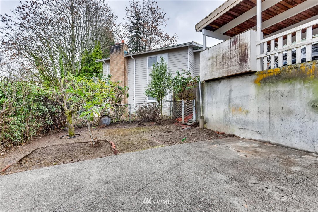 9071 Renton Avenue South Seattle, WA 98118 - Photo 30 of 32 Gallery Image 30