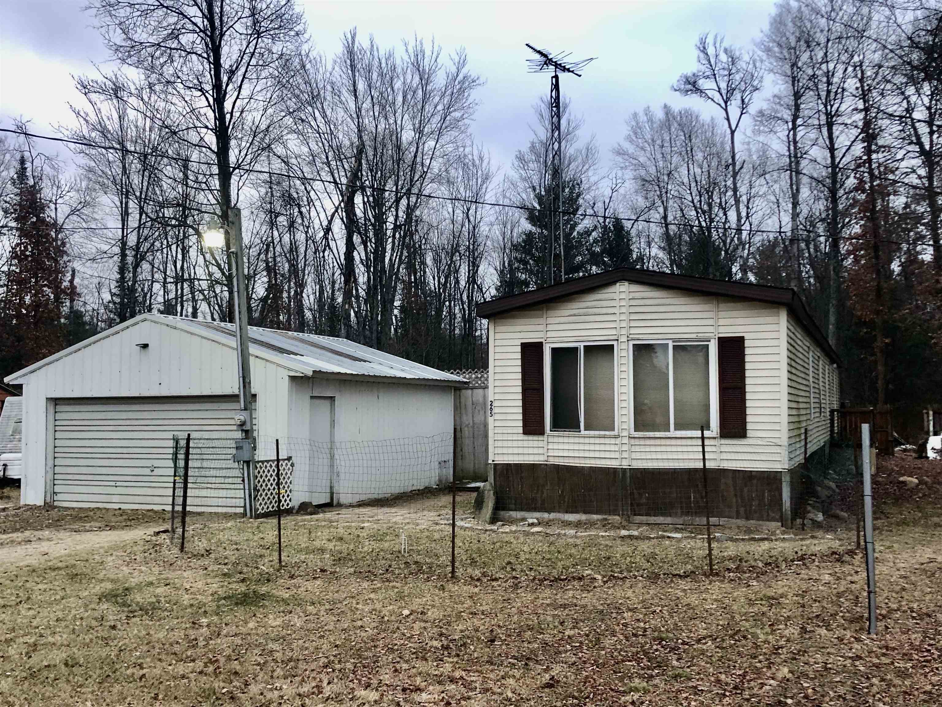 265 West Long Lake Road Harrison, MI 48625 - Photo 2 of 12