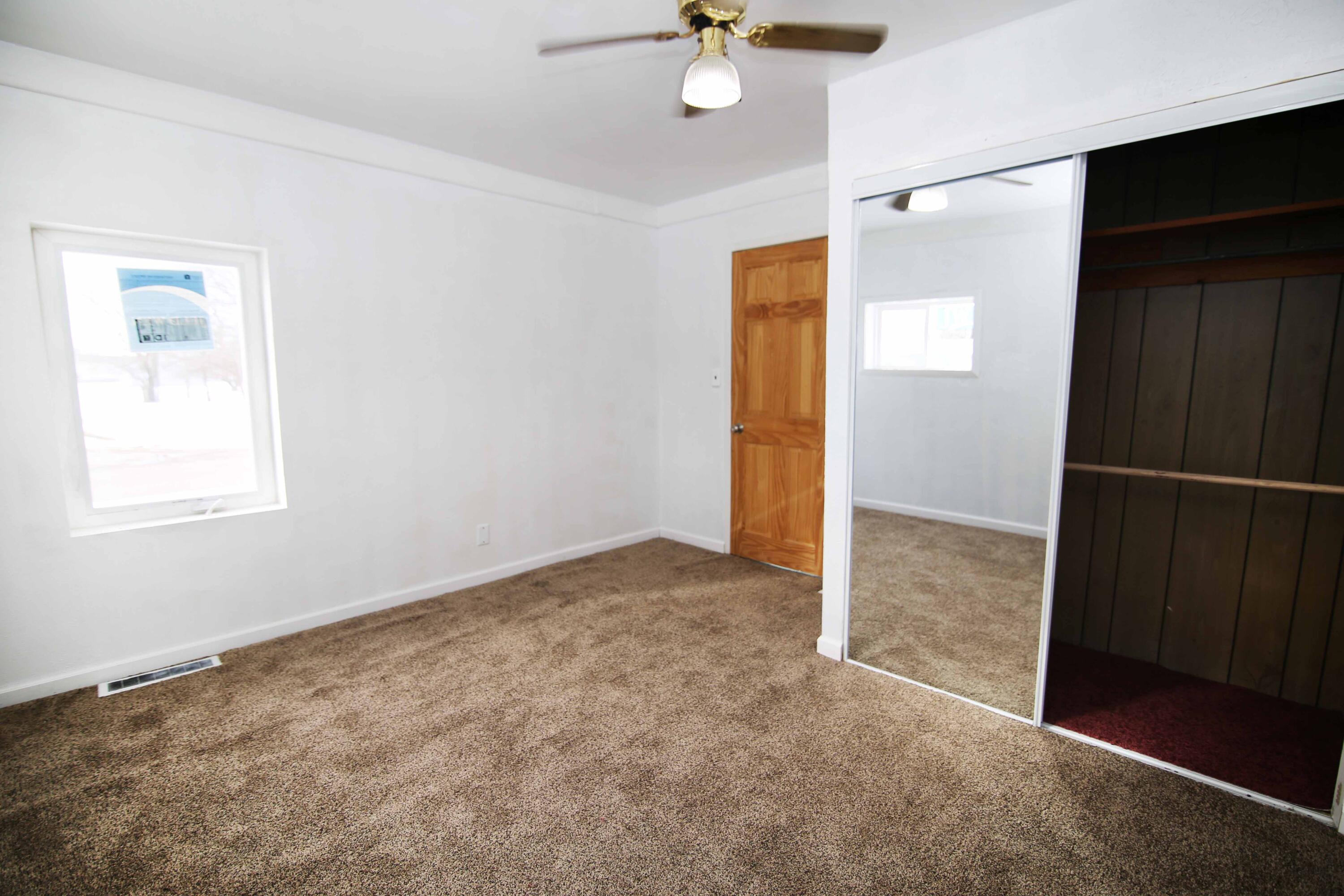 918 South Lincoln Avenue Three Rivers, MI 49093 - Photo 21 of 29 IMG_1677 copy