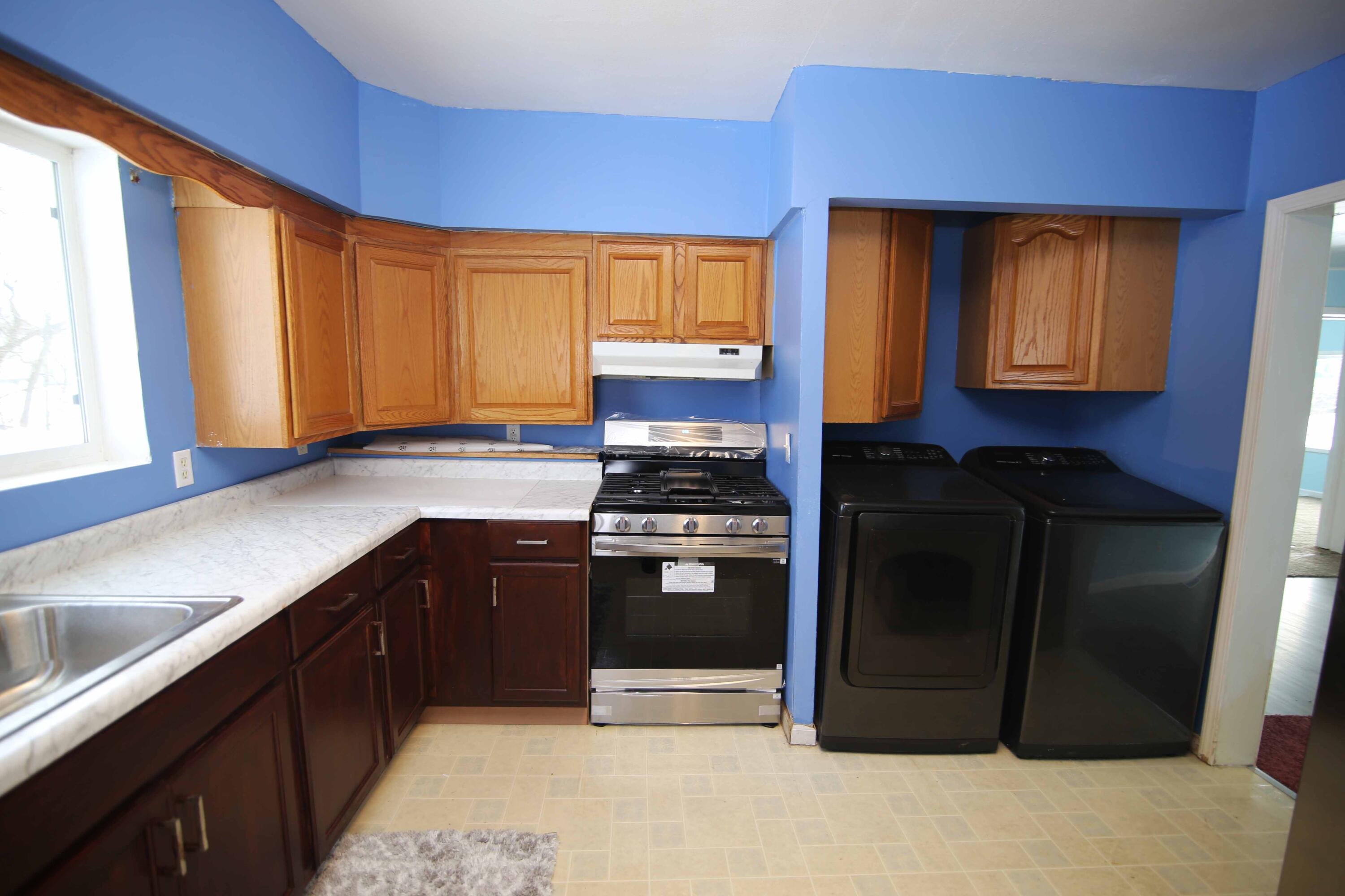 918 South Lincoln Avenue Three Rivers, MI 49093 - Photo 23 of 29 IMG_1683 copy