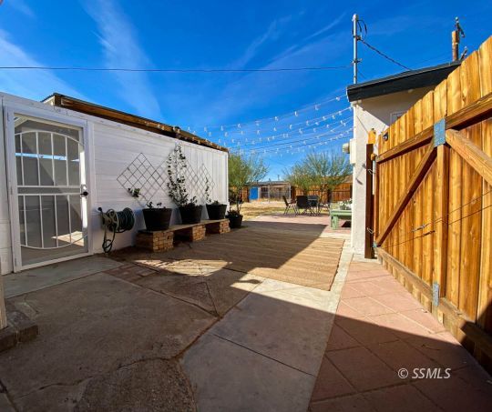 313 North Florence Street Ridgecrest, CA 93555 - Photo 5 of 38