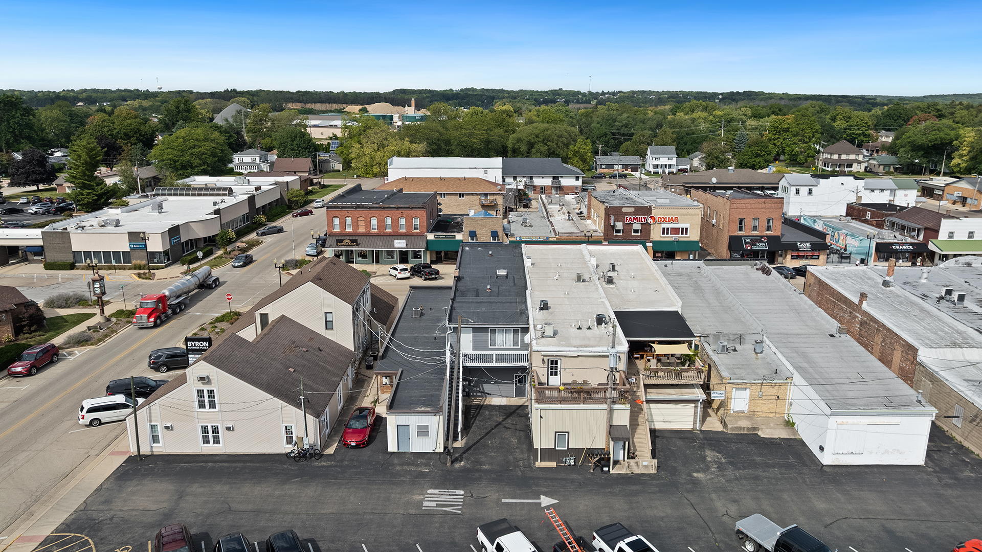 128 West 2nd Street Byron, IL 61010 - Photo 6 of 48 a picture of city view