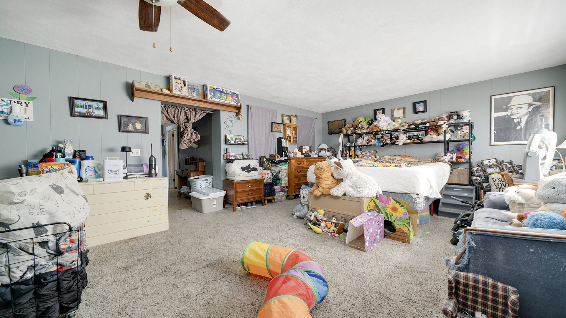 128 West 2nd Street Byron, IL 61010 - Photo 9 of 48 a room with furniture and a bed