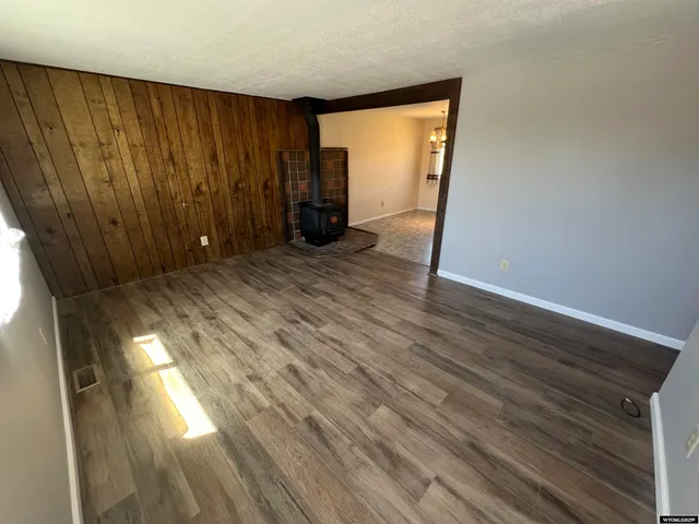 $199,000 | 302 Kinnikinnick Drive, Riverton, WY 82501