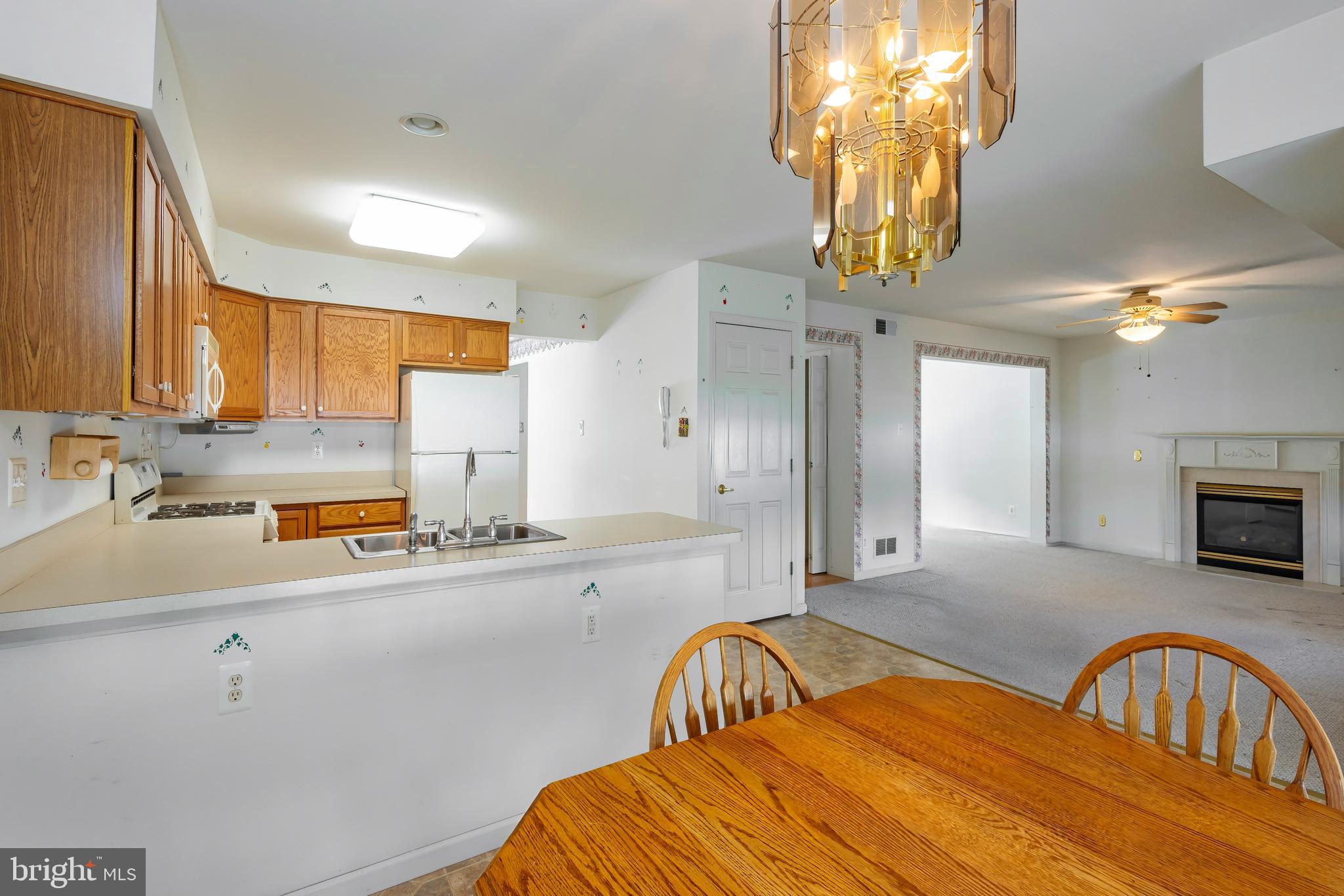 16 Clover Ridge Drive Mickleton, NJ 08056 - Photo 5 of 29