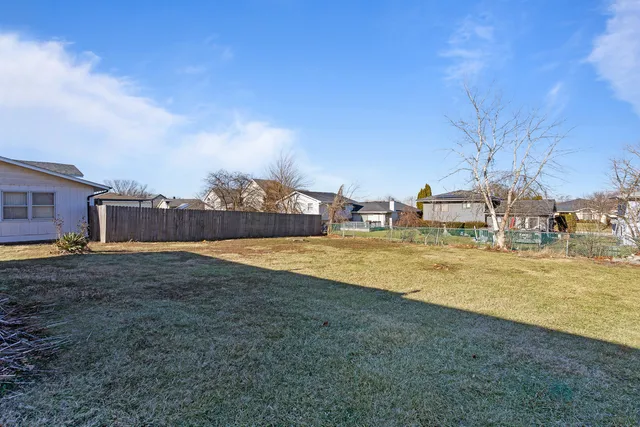 a view of a house with entertaining space