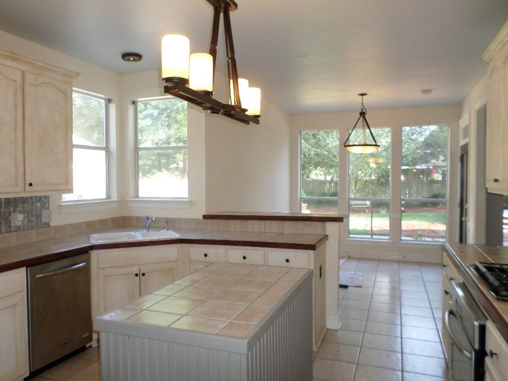 2114 Ridge Court Mandeville, LA 70448 - Photo 8 of 18 Gallery Image 8