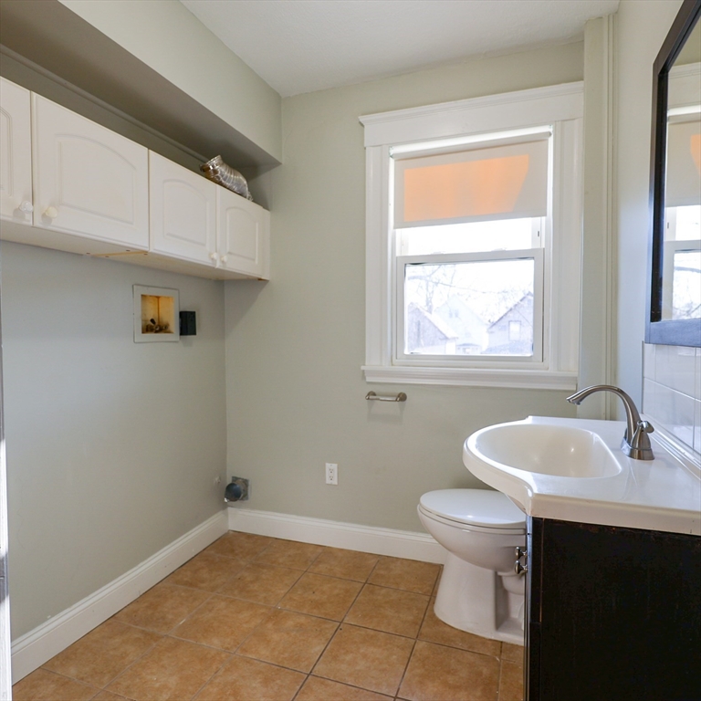 34 Murray Street, Unit 2 Lynn, MA 01905 - Photo 17 of 26