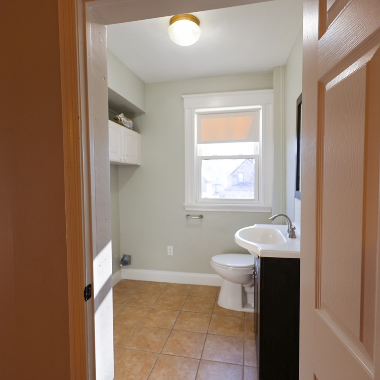 34 Murray Street, Unit 2 Lynn, MA 01905 - Photo 20 of 26